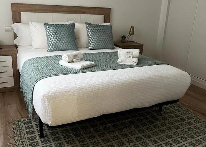 White Con Parking Gratis * Vigo